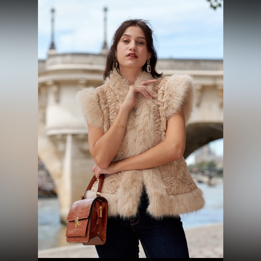 ShopEvelynne Cream Faux Fur Vest